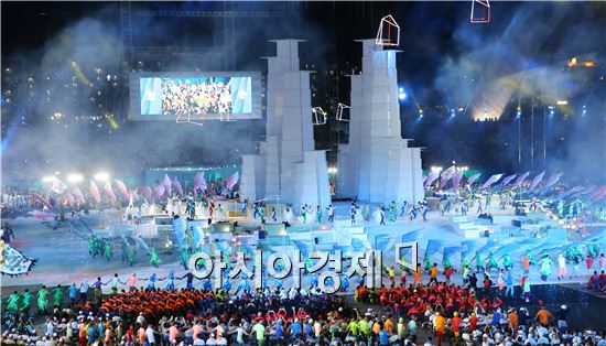 광주U대회, 세계 젊은이들의 올림픽 순항의 닻 올렸다