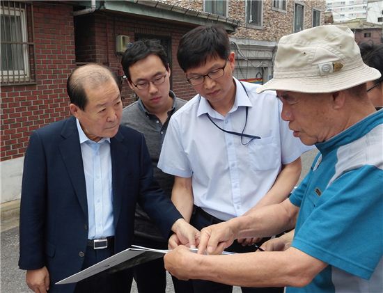 박홍섭 마포구청장, 대흥제2구역 재개발 현장 방문 