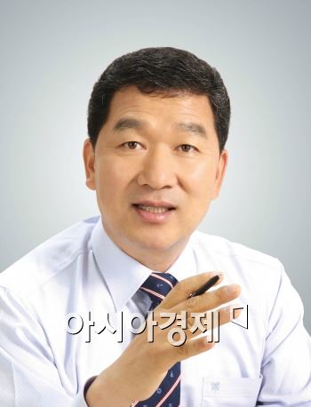 <새정치민주연합 신정훈 국회의원(나주·화순)>