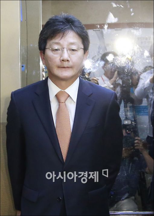 유승민 원내대표 사퇴…"대한민국 헌정사의 치욕"