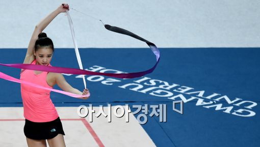 [포토]손연재, '광주U대회 금메달을 향해'