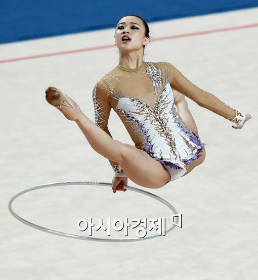 [포토]손연재, '압도적인 연기'