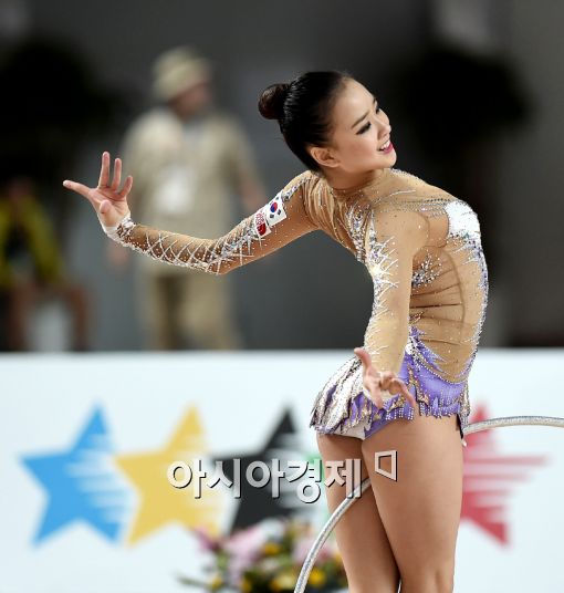 [포토]손연재, '아름다운 곡선 그리며'