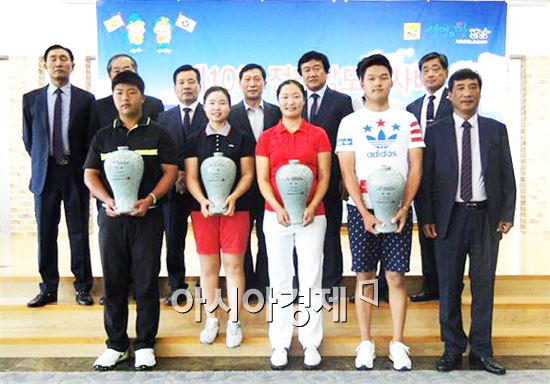 전라남도(도지사 이낙연)는 메르스로 지역 체육행사가 위축된 가운데 전국 골프 꿈나무 1천 100여 명이 참가한 초등·중고교 전국학생골프대회가 지난 10일까지 5일간 무안CC와 영암아크로CC에서 각각 성황리에 개최됐다.