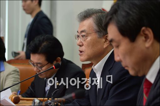 문재인·이종걸, 김관진 발언 비판…"합의 과장"