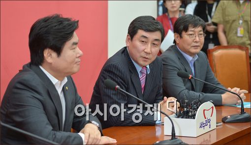 [포토]발언하는 이종걸 원내대표
