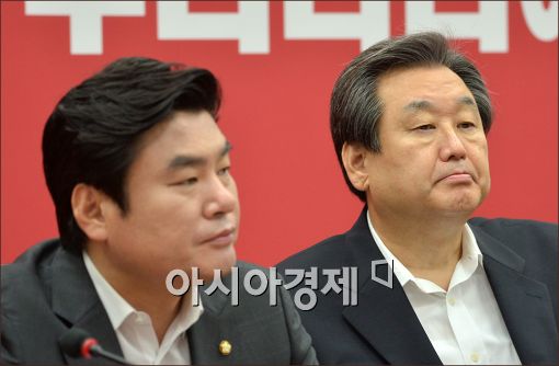 [포토]표정 굳은 김무성·원유철