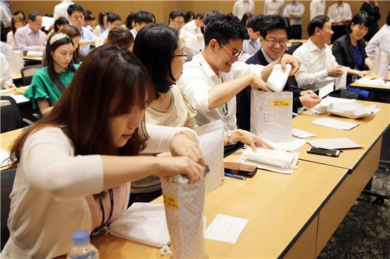 대우인터, 입양 앞둔 영유아 위해 '나눔 봉사' 진행