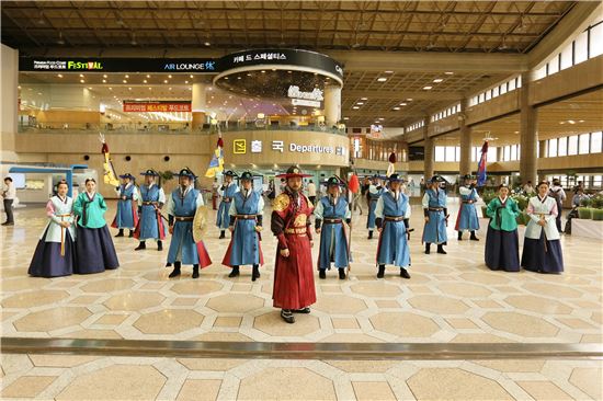 한국공항공사, 컬처포트로 변신…천검의 귀환 등