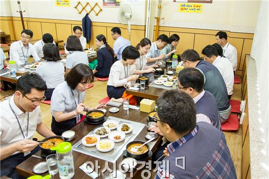 광주은행, 지역식당과 상생 캠페인 실시