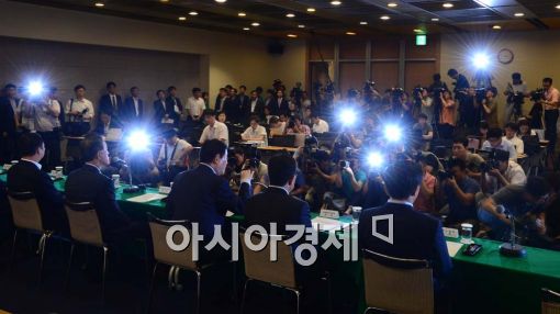 [포토]청년고용절벽 해소 종합대책 발표 