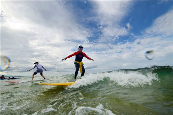 [여행만리]낯선 설레임…그 첫 물살을 가르다