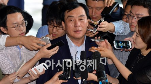 檢, '불법 정치자금' 박기춘 의원 구속 수감 