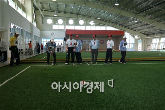 30일 장성 게이트볼장에서 지역 어르신과 생활체육인 210여 명이 참가한 가운데 2/4분기 생활체육 게이트볼 대회를 개최했다. 사진=장성군
