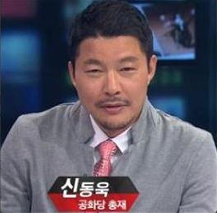 신동욱, 아내 박근령 日 행위 두둔에 "용기있는 발언"