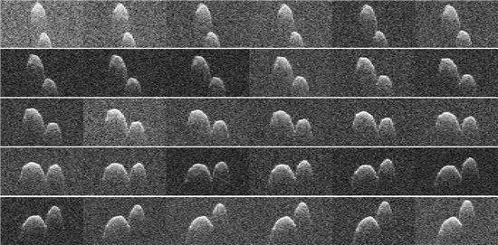 ▲땅콩 모양을 한 소행성이 지구에 720만km까지 접근해 지나갔다.[사진제공=NASA]