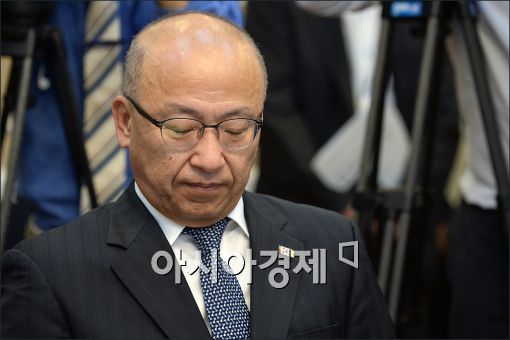 ‘삼성 합병 찬성 압박’ 문형표·홍완선, 징역 2년 6개월 확정