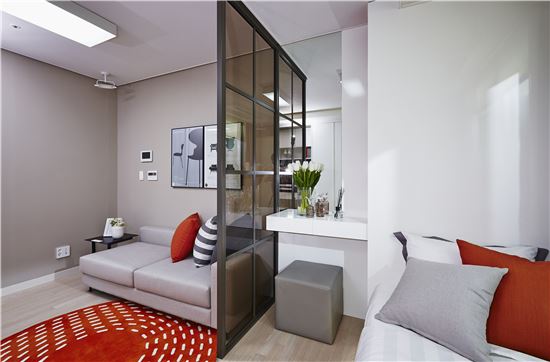 나? 시중 여윳돈 싹쓸이 하는 '머니스텔'