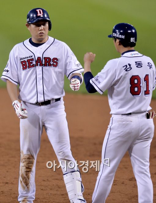 [포토]양의지, '선취 1타점으로 0의 균형을 깼어!'