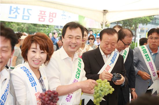 강북구, 김천시와 농특산물 직거래장터로 우의 다져