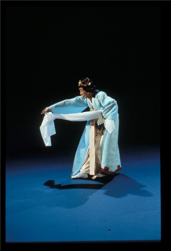 정부, 故 이매방 선생에 은관문화훈장 추서