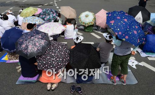 [포토]태양을 피하고 싶어서 