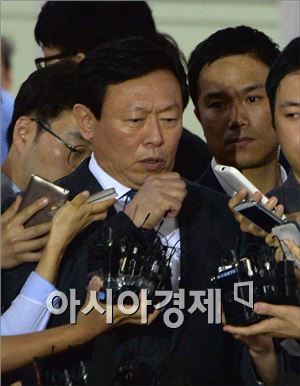 신동빈, 신격호가 세운 '롯데왕국'과 결별 선언(종합)