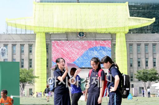 [포토]'한옥'으로 변신한 서울도서관