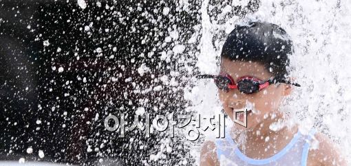[포토]'짜릿한 물놀이'
