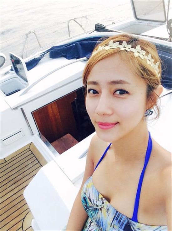 [포토] 최송현, 볼륨감 넘치는 수영복 자태