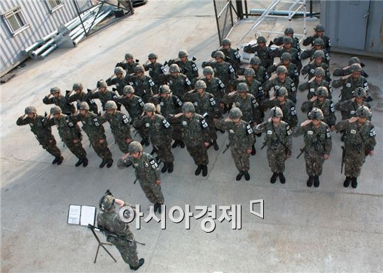 최전방부대 최고경계태세 하향조정