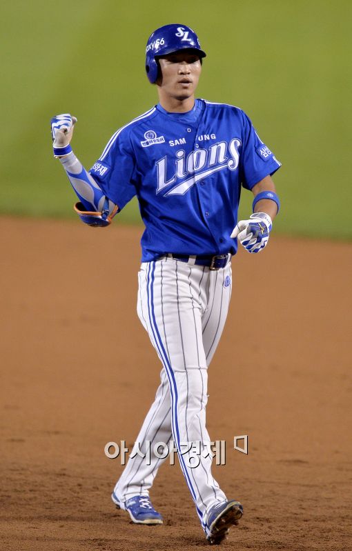 [포토]박해민, '역전 2타점, 내가 해냈어'