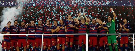 UEFA컵에서 우승한 바르셀로나. 사진=바르셀로나 공식 페이스북
