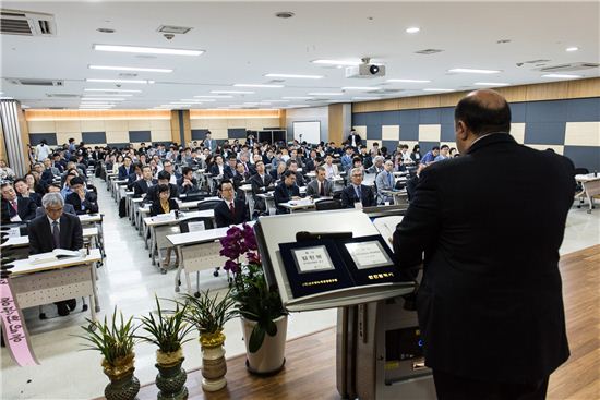 경기관광공사가 지역 특화형 국제회의 공모에 나선다. 사진은 킨텍스에서 열린 국제회의 장면