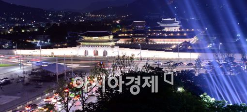 [포토]경복궁 야간개장 첫날