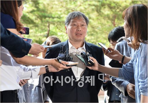 SK, 최태원 회장 내연녀 '억대 부당지원' 의혹