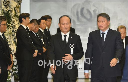 최태원 회장, "창조경제 조기성과에 속도내라"(상보)