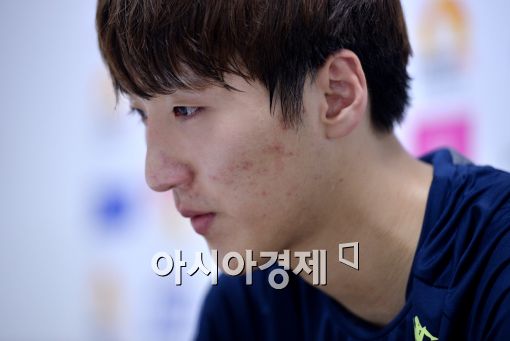 [포토]울먹이는 김민구, '많은 후회와 반성했습니다'