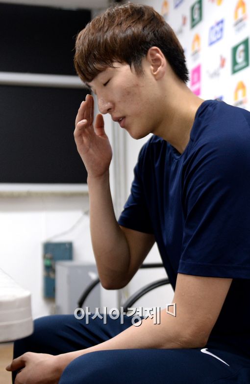 [포토]김민구, '죄송한 마음으로 살겠습니다'