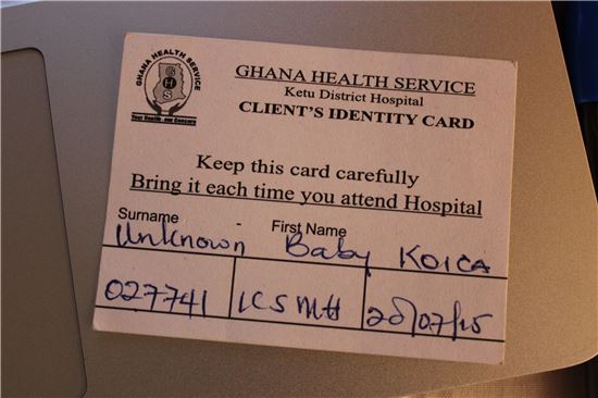 지난달 아프리카 가나에서 코이카의 보건교육을 받은 봉사자의 도움으로 위급한 상황에서 태어난 아기의 병원등록증에 'Unknown Baby KOICA'라는 이름이 선명히 적혀 있다.(사진=코이카 제공)