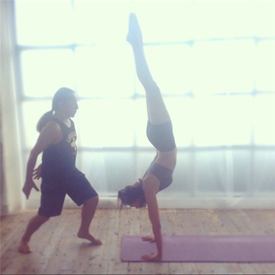 [포토] 야노시호, 고난도 요가 자세…'이기적인 보디라인'