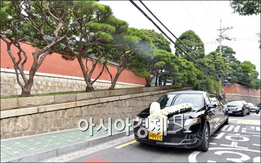 [포토]이병철 회장 생가 찾은 故 이맹희 회장