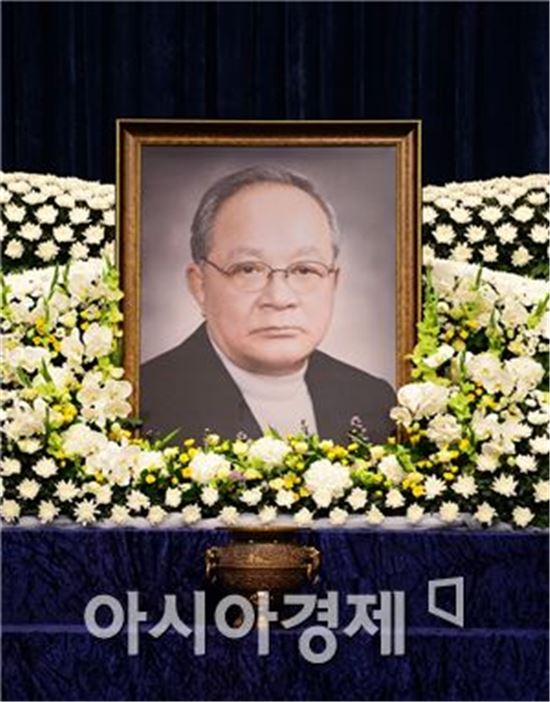 '드라마같은 삶' 삼성家 장자 故 이맹희, 영원히 잠들다(종합)