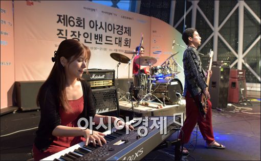 [포토] 직장인밴드 '마녀GROOVE'의 '라구요'