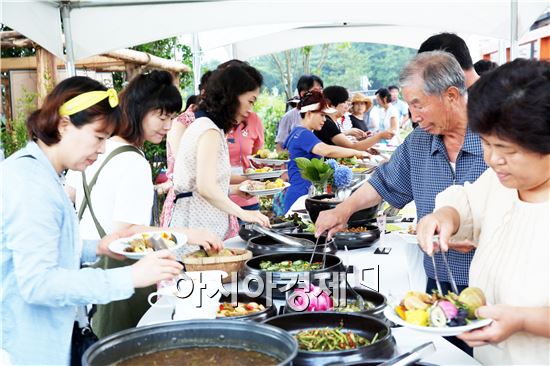 도시의 지친 삶, 팜파티로 힐링하세요!