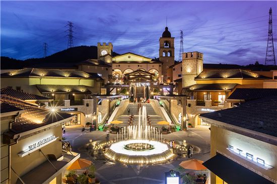 신세계 부산 프리미엄아울렛, 2년만에 방문객 1000만 돌파