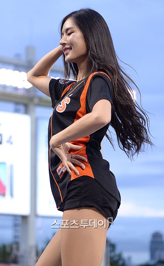 [포토] 치어리더 박기량, 아찔한 S라인