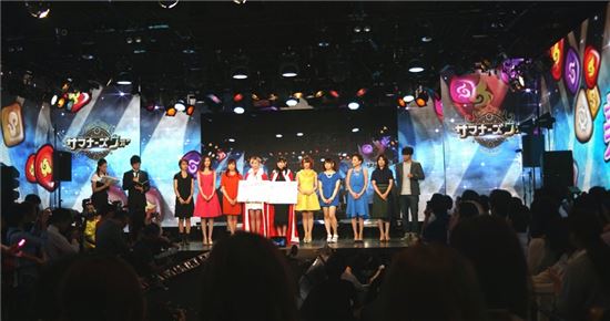 컴투스가 지난 28일 일본에서 진행한 '서머너즈 워' 오프라인 프로모션 행사(사진=컴투스)
