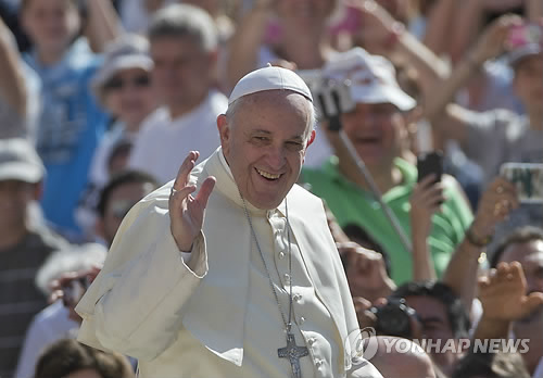 프란치스코 교황, 2만5000유로 기부…"동아프리카 기아 퇴치에 써달라"