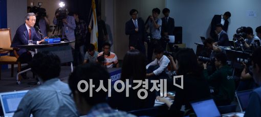 [포토]FIFA회장 선거 관련 기자회견하는 정몽준 명예회장